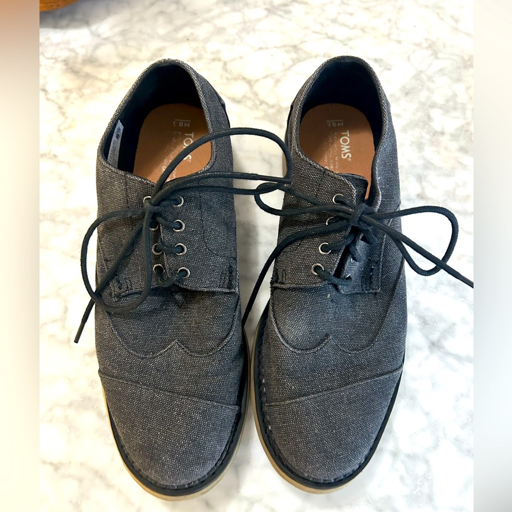 TOMS dress shoes; TOMS Men's Brogue shoes